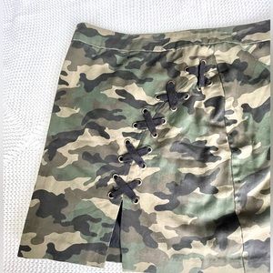 Army Print F21 Skirt